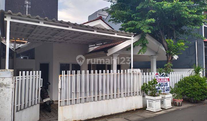 Rumah Bagus Strategis 2 Lantai Shm Hadap Barat 1