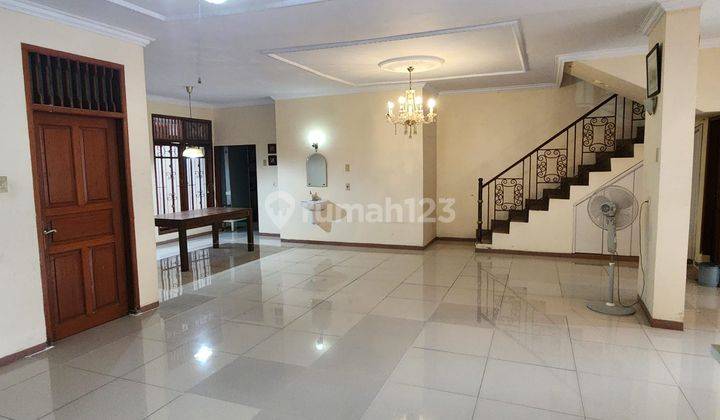 Jual Cepat! Rumah Semi Furnished Bagus Shm - Sertifikat Hak Milik Di Komplek Ikip, Duren Sawit 1