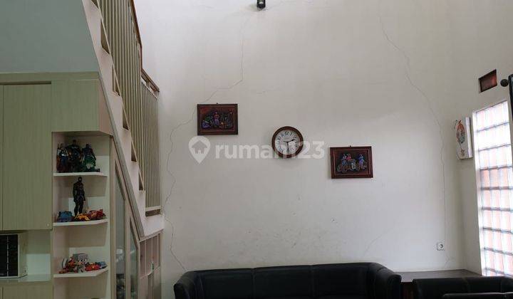 Rumah Rapih Dan Bagus di Cibinong Acropolis 2 Lantai SHM 2