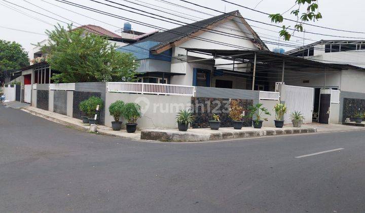 Rumah Modern Jalan Utama Komplek Luas Dan Besar, Shm, Kondisi Bagus 1