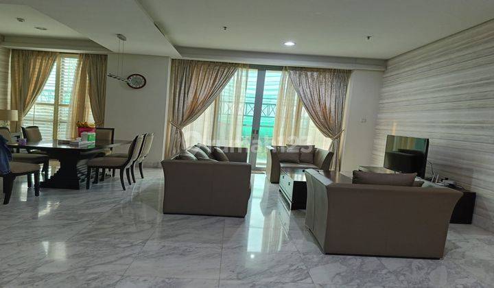 Disewakan Apartemen Senayan City Residences 3 Kamar Tidur Furnished 1