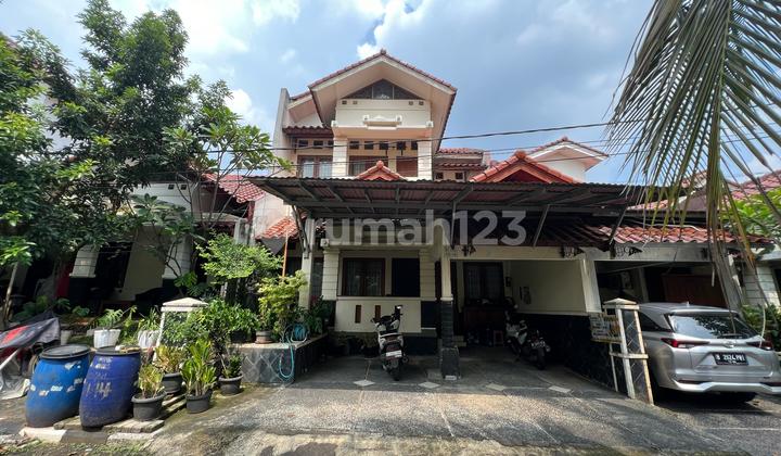 Dijual Rumah di Pesona Khayangan Depok - Siap Huni Lokasi Premium