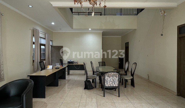 2-Storey House for Sale in Garuda Complex, Kalibata, Land Area 390 m², SHM Certificate 2