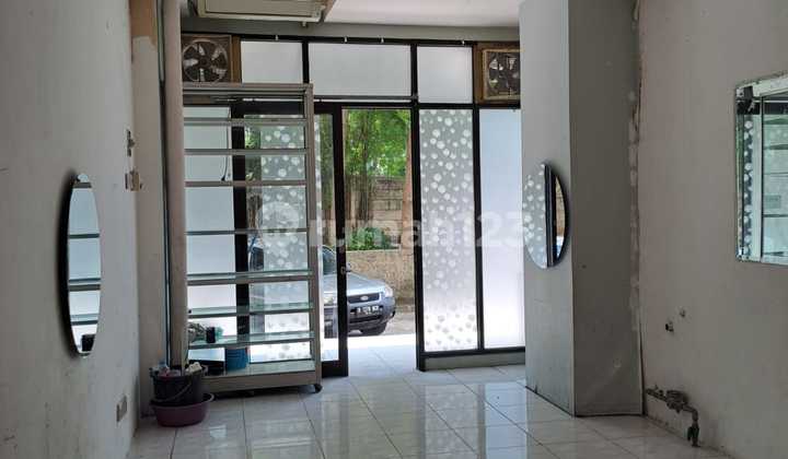 For Rent SHM Kiosk Ready for Business in Kebagusan, South Jakarta