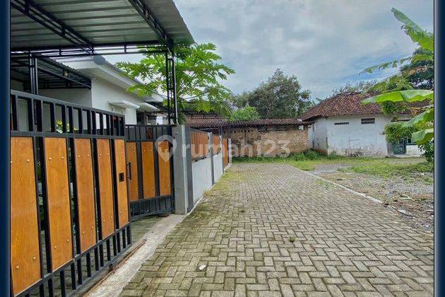 Kost Oyo Dijual, Cocok Investasi, Dekat Pasar Godean 8