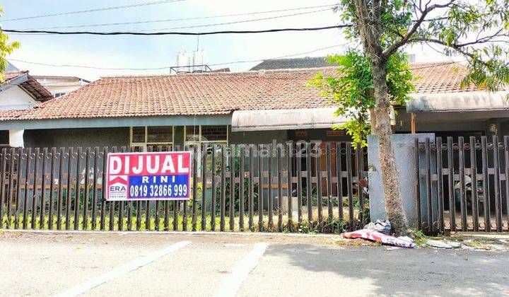 Di Jual Rumah Dengan Lokasi Sangat Strategis Turangga 1