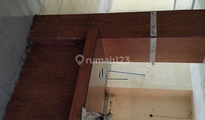 Di Jual Rumah Dengan Lokasi Sangat Strategis Turangga 2