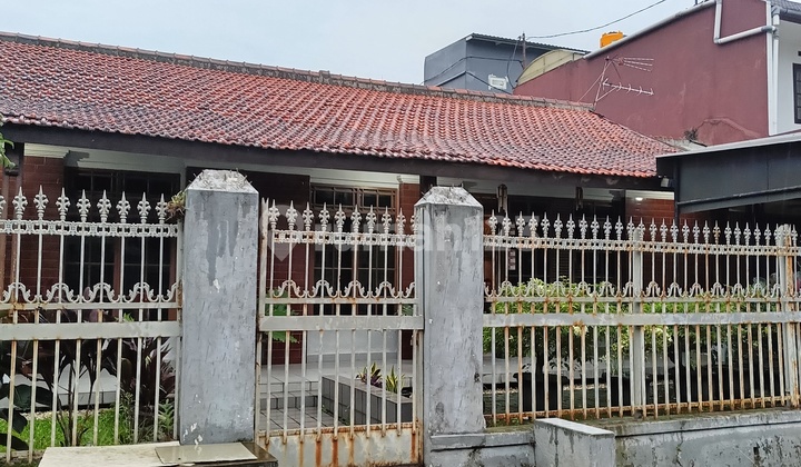 Di Jual Rumah Siap Huni, Rapih, Terawat,nyaman Dan Tenang Pusat Kota Turangga Harga 5 M Nego 2