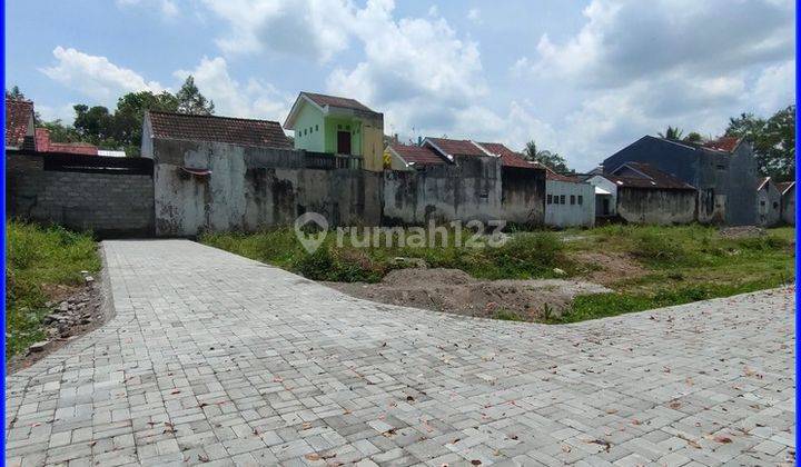 Dijual Tanah 142m2, Timur Jl. Kaliurang Km 12, Lingkungan Asri 2