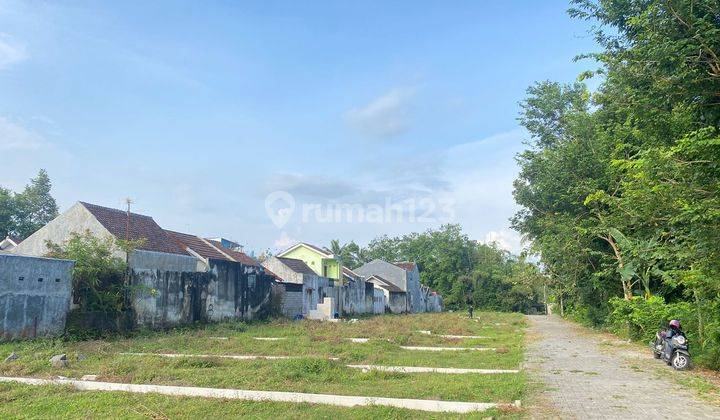 Tanah Dijual Jogja Dekat Pasar Gentan  2