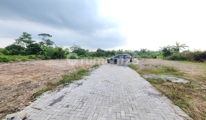 Sleman Jogja, 10 Menit Kampus UGM, Rumah 2 Lantai SHM. 2