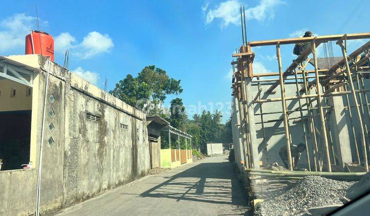 Selatan Kampus Uii,kawasan Kost Ekslusif, Siap Ajb 2