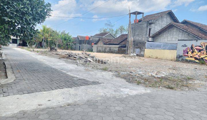 Tanah Belakang Pasar Gentan Area Kost, Jogja Sleman 2