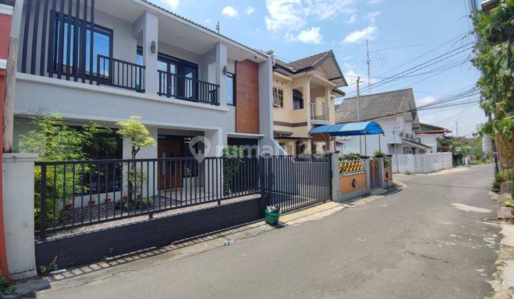 Dijual Rumah Mewah 2 Lantai, Dekat Rs Jih Jogja, Siap Ajb 2