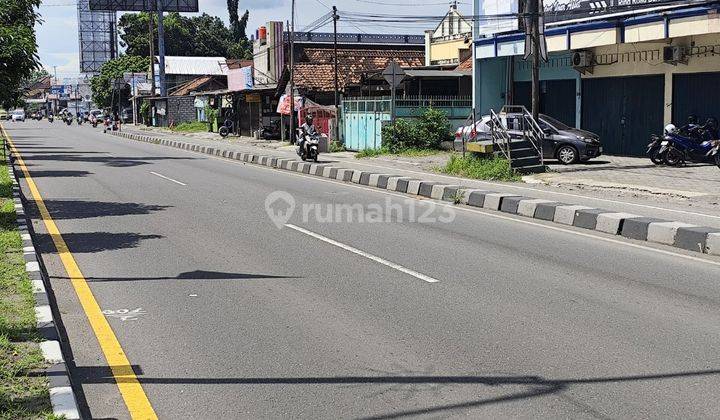 Tanah Tepi Jalan Raya Godean Km.7, 15 Menit Tugu Jogja, SHM 2