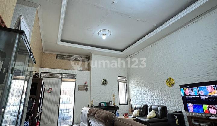 Rumah Minimalis Dekat Telkom University Sangat Strategis Dalam Kompleks