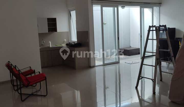 Rumah Bagus Semi Furnish Budisari Setiabudi Bandung Utara Rumah Bagus Semi Furnish Budisari Setiabudi Bandung Utara