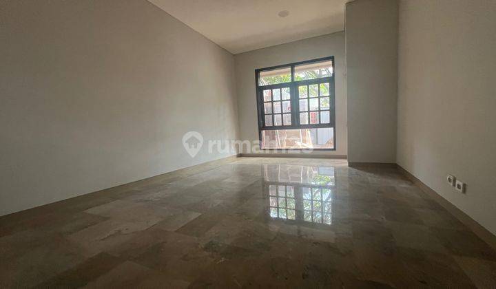 Rumah Semi Furnish Kemang Jakarta Selatan Renovated Lingkungan Nyaman Asri