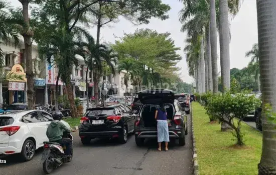 Ruko Jlebih Disukai Untuk Bank Atau Kantor Taman Permata Buana Jakarta Barat 2