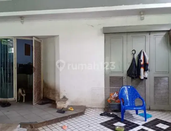 Rumah Bagus Lokasi Strategis Dan Arah Tenggara di Semanan Jakarta Barat 1