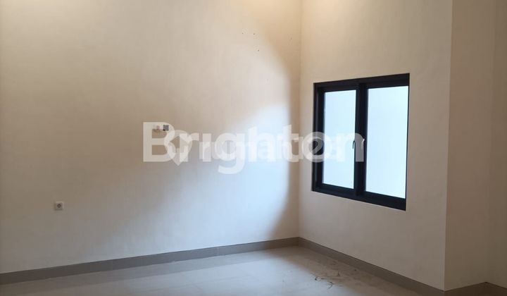 Rumah Baru Direnovasi di Manyar Tirtomoyo Surabaya 2