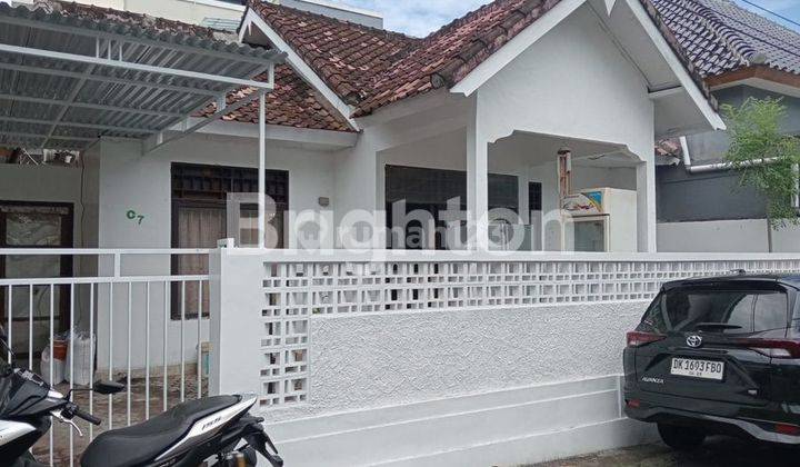 Rumah Cantik di Taman Griya Jimbaran 1