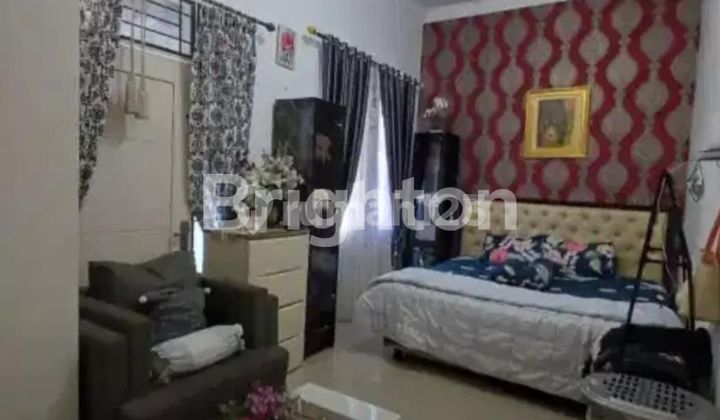 Rumah Cantik 2 Lantai Lantai Granit di Tengah Kota Medan 2