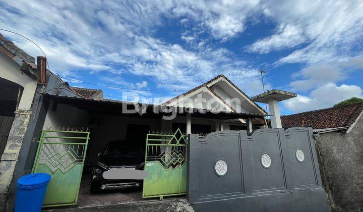 Rumah One Gate System di Sading 1