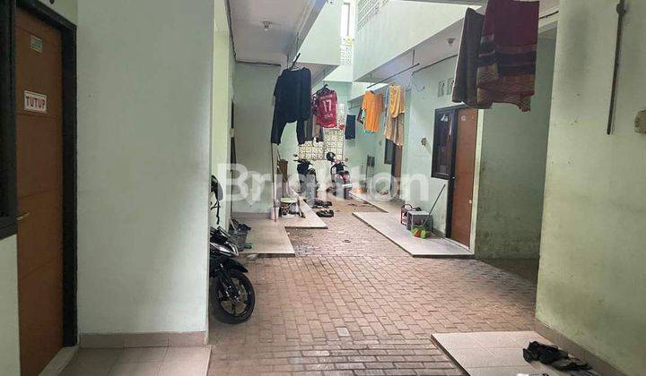 Kos-kosan 50 pintu di belakanv taman tekno BSD Tangerabg Selatan 1