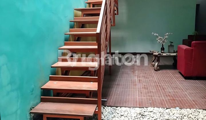 Rumah 2 Lantai Lokasi Strategis Di Pamulang