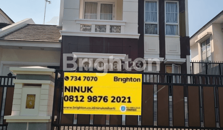 RUMAH FULL FURNISHED SIAP HUNI DI BOULEVARD KOTA WISATA 1