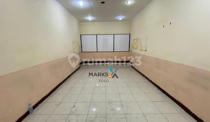 Business Space on Main Road in the Bustling Area of Makamhaji, Kartasura