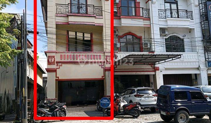 Ruko 3 Lantai Lokasi Strategis Daerah Komersial Laweyan Solo 1