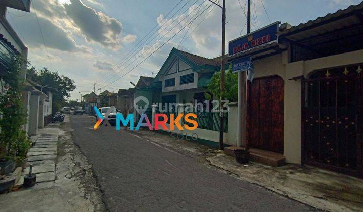 Dijual rumah tengah kota Serengan harga bersahabat 2