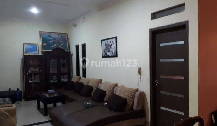 Rumah Modern Minimalis di cluster elit Manahan Solo  2