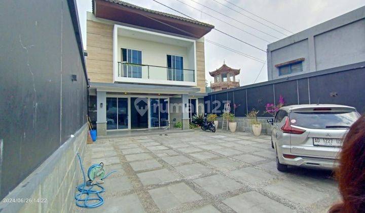 Villa desain modern minimalis jarang ada di Tawangmangu Karanganyar 1