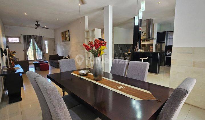 Rumah Serasa Villa Furnished Ada Private Poll Colomadu 1