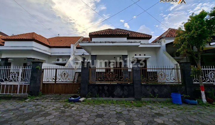 Cluster One Gate Dekat Luwes Gentan Sukoharjo 2