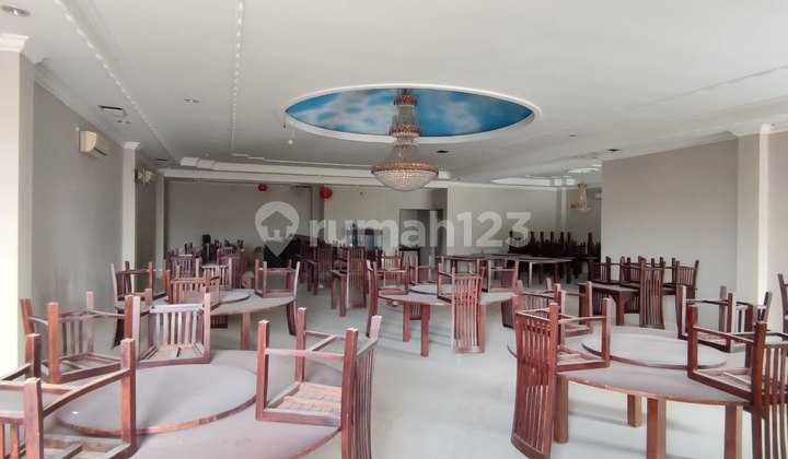 Ruang Usaha Ex Resto Siap Pakai Daerah Kuliner Banjarsari