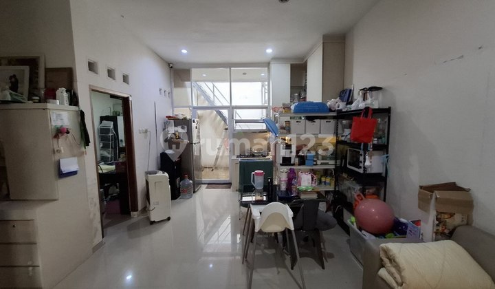 Rumah Non Cluster Dekat Mall Pakuwon Solo Baru 2