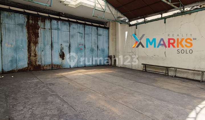 Ruang Usaha Lokasi Strategis Ramai Tengah Kota Solo Ruang Usaha Lokasi Strategis Ramai Tengah Kota Solo