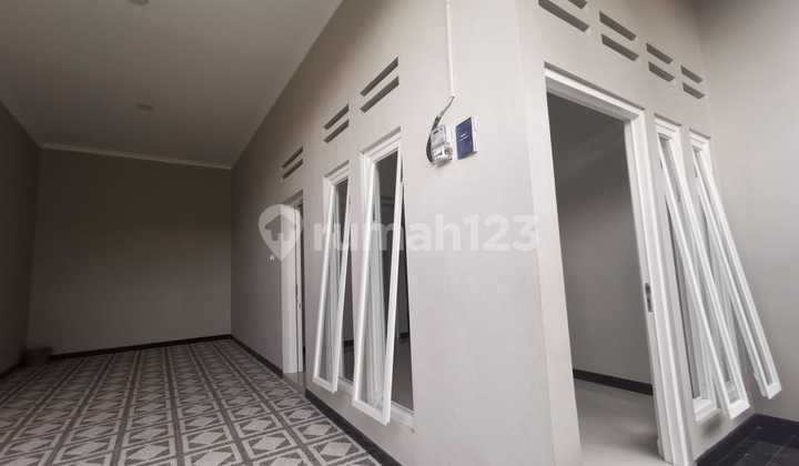 Rumah Baru Dekat Paragon Mall dan Daerah Komersial Mangkubumen Solo 2