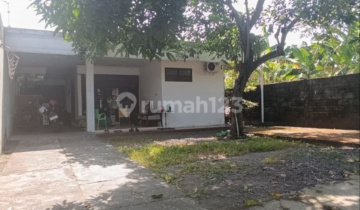 Rumah Hitung Tanah Cocok Untuk Kos Dekat Universitas Daerah Laweyan