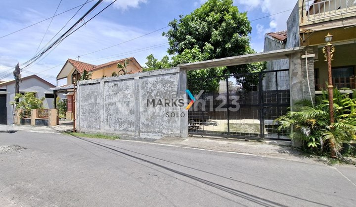 Land Near Luwes Supermarket, Accessible by Two Cars, Gentan, Sukoharjo Land Near Luwes Supermarket, Accessible by Two Cars, Gentan, Sukoharjo