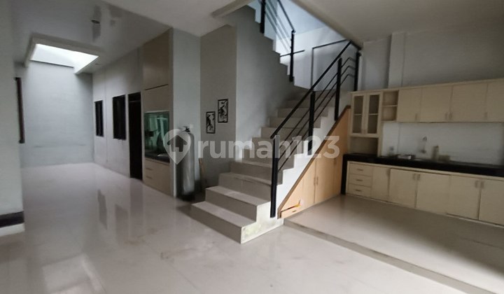 Rumah Luas Dan Nyaman Dekat Daerah Komersial Mojosongo Solo 2