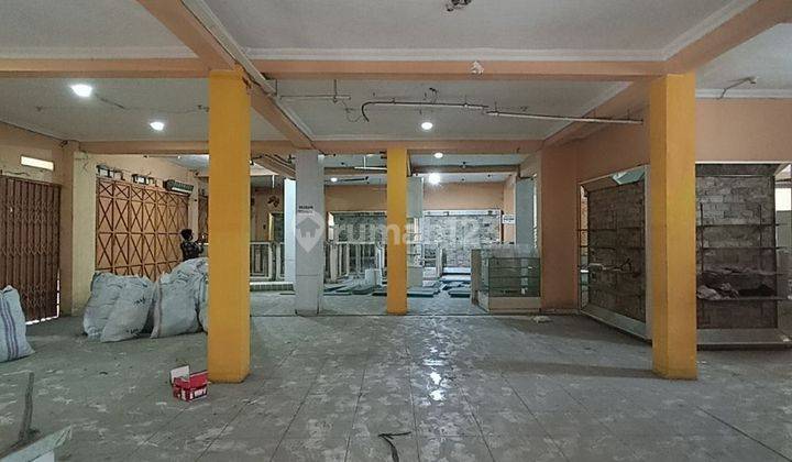 Ruko Luas Bisa Untuk Showroom Atau Minimarket Daerah Kadipiro 2