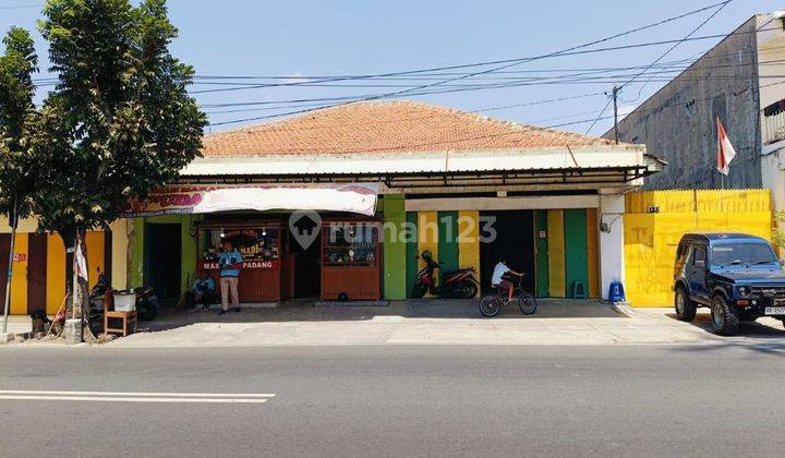 Ruang Usaha Pinggir Jalan Daerah Ramai Juanda Solo 1