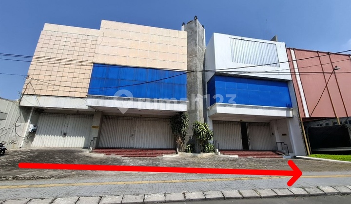 Murah Ruang Usaha Strategis Pinggir Jalan Raya Jebres Murah Ruang Usaha Strategis Pinggir Jalan Raya Jebres