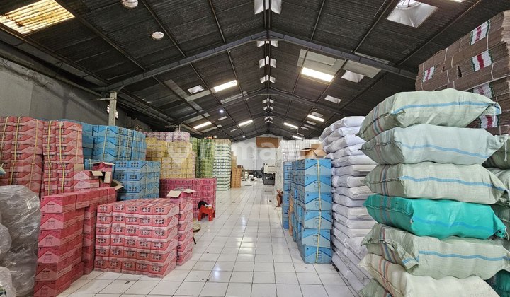 Warehouse Near Jagalan District City Center, Solo Warehouse Near Jagalan District City Center, Solo