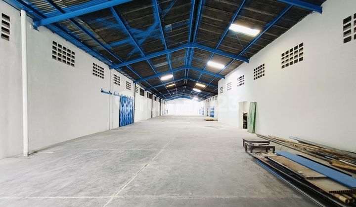 Good Warehouse Industrial Zone Ready-to-Use Container Access Palur Karanganyar